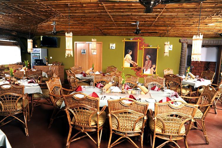 קובאלאם La Promenade Hotel מראה חיצוני תמונה