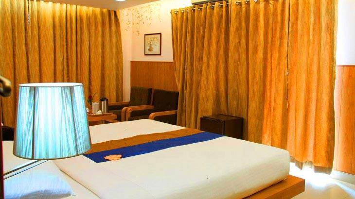 קובאלאם La Promenade Hotel מראה חיצוני תמונה